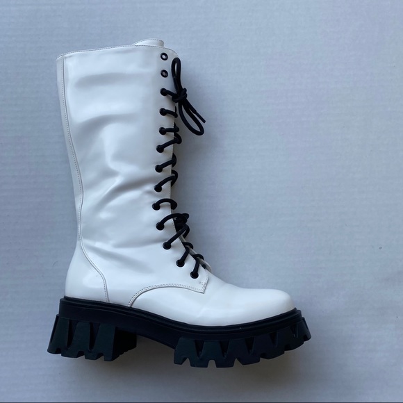 ASOS lace up boots currently sold out - Picture 4 of 4